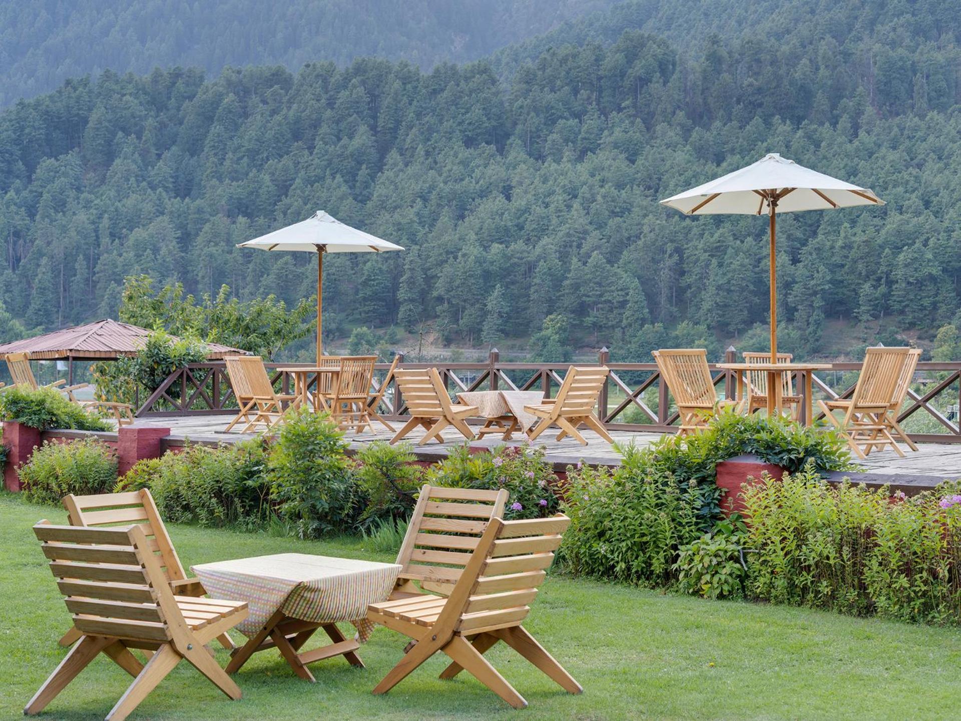 Pahalgam Hotel Bagian luar foto