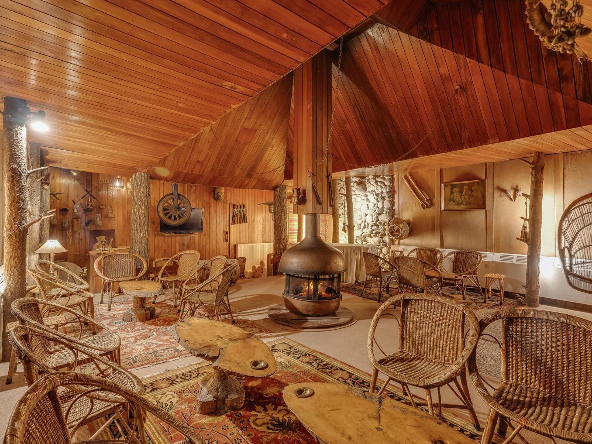 Pahalgam Hotel Bagian luar foto