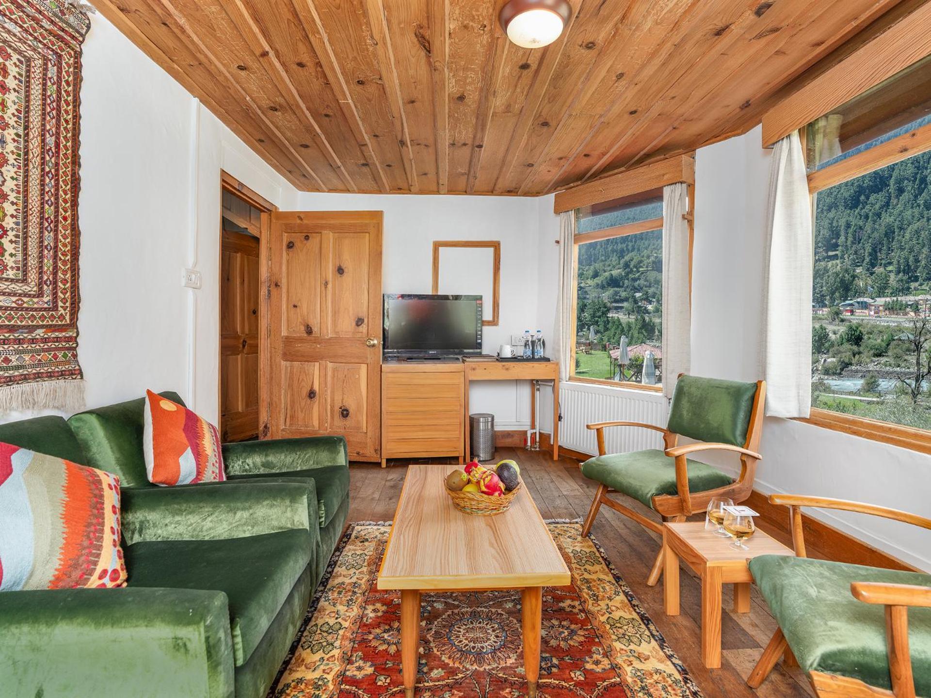 Pahalgam Hotel Bagian luar foto